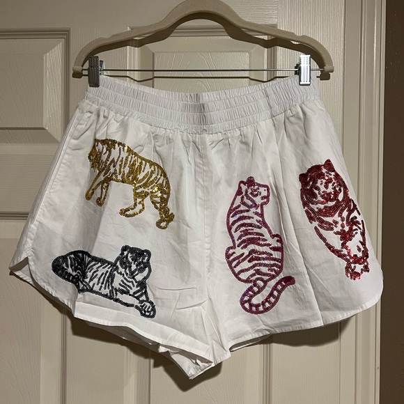 Queen of Sparkles NWT Rainbow Tiger Cotton Shorts Size L White - Picture 3 of 5